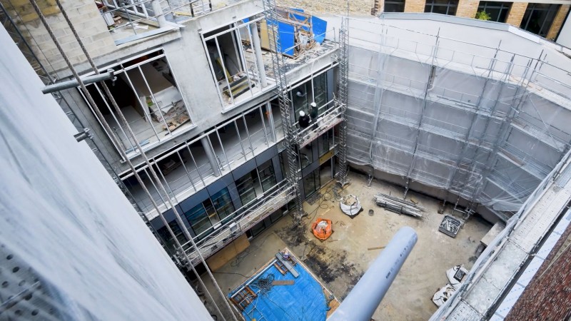 Time-lapse des 18 mois de chantier pour le projet SHIFT